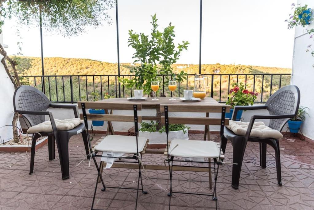 Casa Centrica Con Vistas A La Sierra Villa ออร์นาชวยโลส ภายนอก รูปภาพ